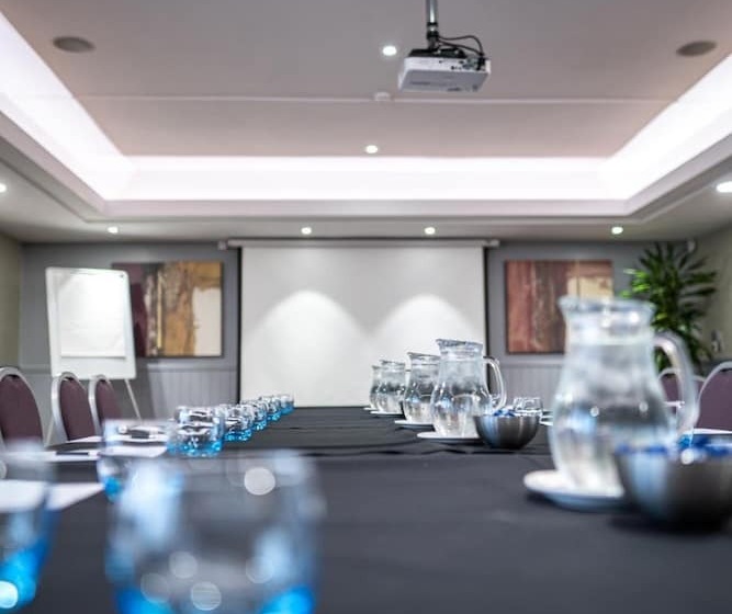 Курорт The Warwickshire Hotel And Country Club