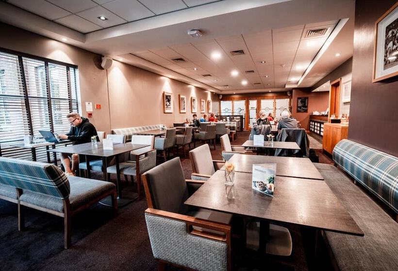 Курорт The Warwickshire Hotel And Country Club