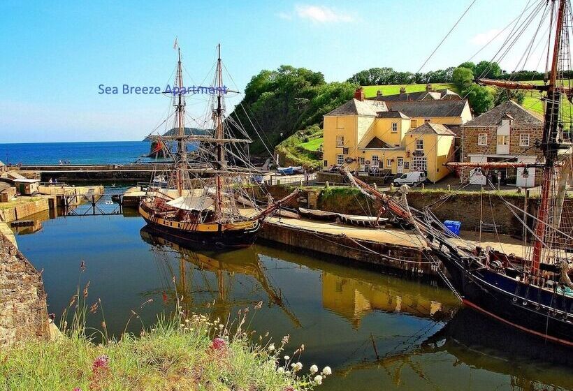 Sea Breeze Apartment