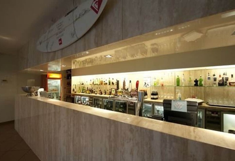 Beachfront Resort Torquay