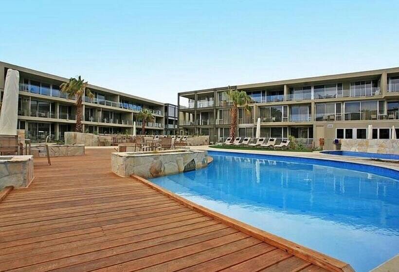 Beachfront Resort Torquay