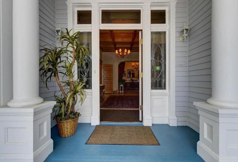 The St. Mary S Inn, Bed And Breakfast