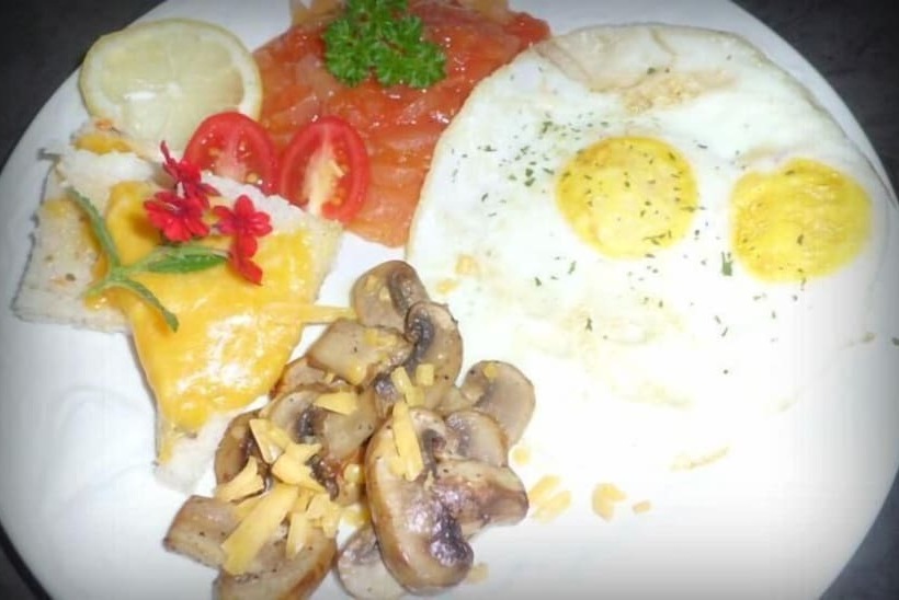 Top House Bed And Breakfast