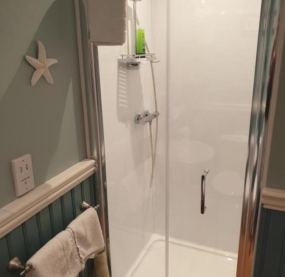 Ugiebrae House Bed & Breakfast