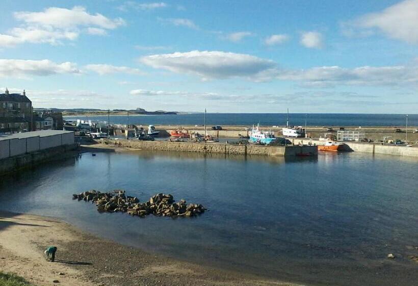 Ugiebrae House Bed & Breakfast