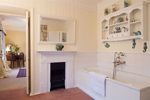 Wydemeet Bed And Breakfast