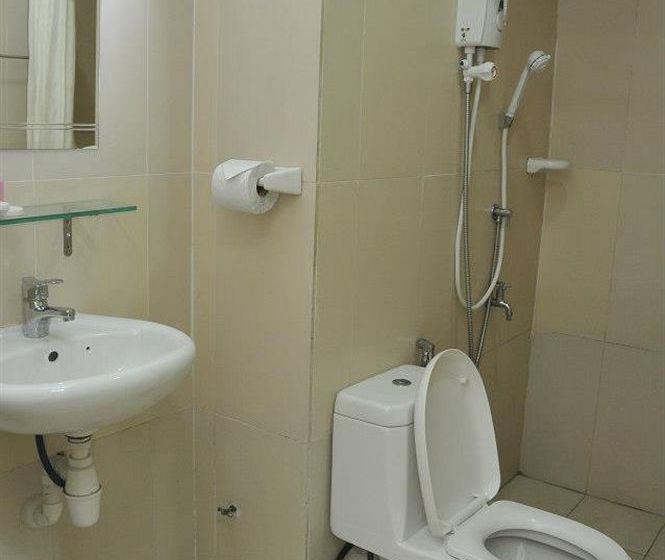 1 Borneo Tower B Service Apartment