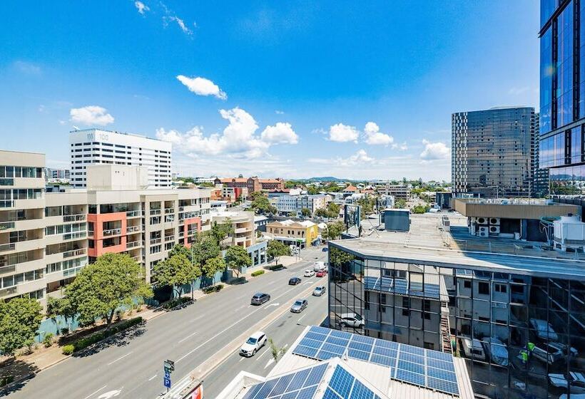 فندق صغير Bunk Brisbane