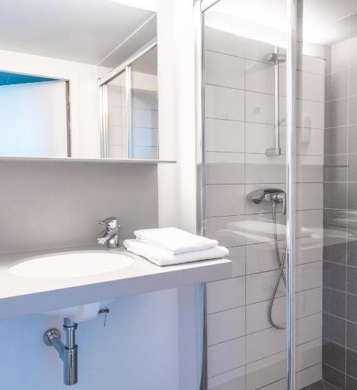 هاستل Fiap Paris