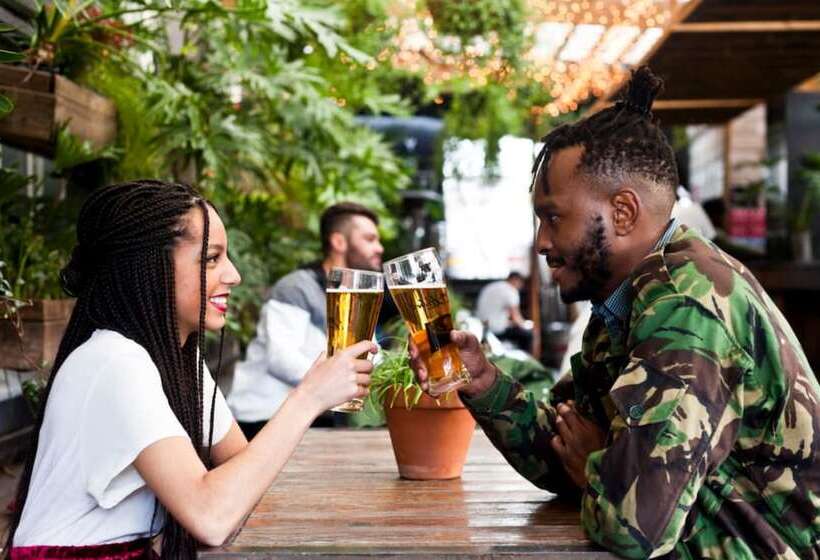 Общежитие Never At Home Kloof Street