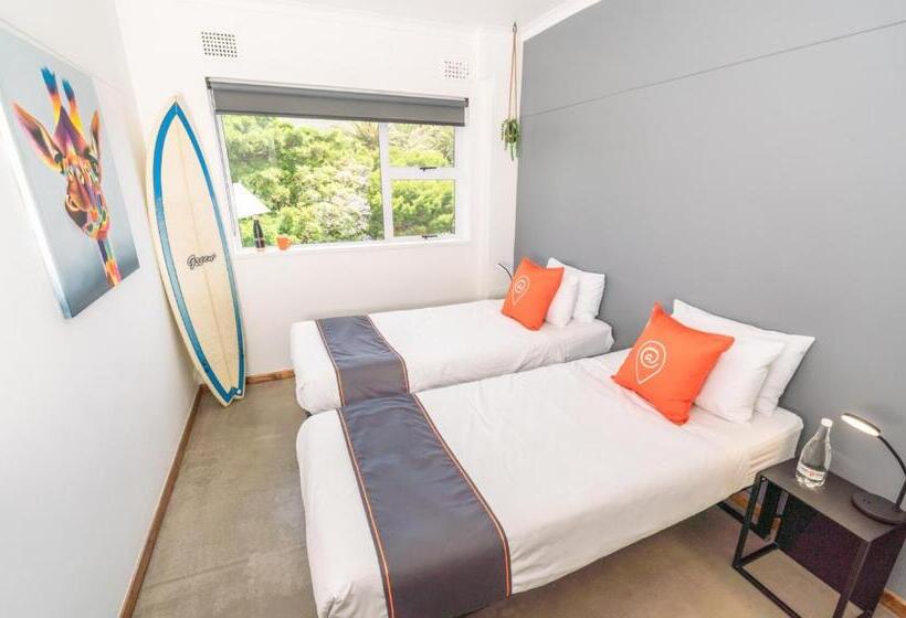 Общежитие Never At Home Kloof Street