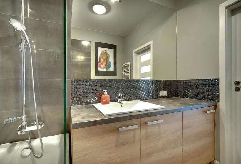 Apartinfo Waterlane Apartments