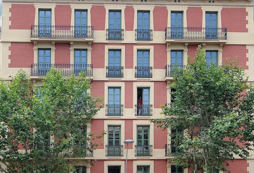 Apartments Hostemplo Suites