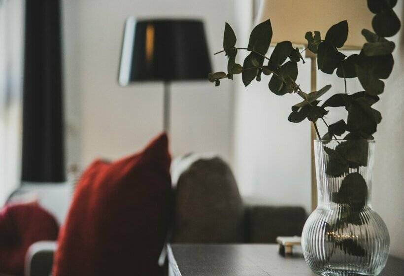 Azz Sevilla Torre de La Plata Apartamentos