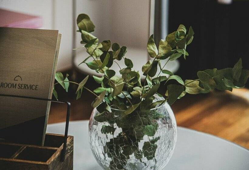 Azz Sevilla Torre de La Plata Apartamentos