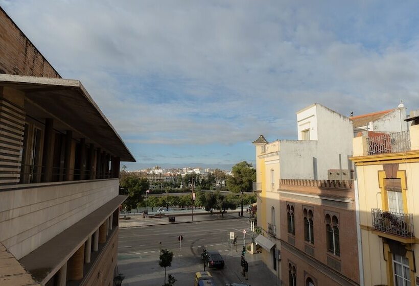 Azz Sevilla Torre de La Plata Apartamentos