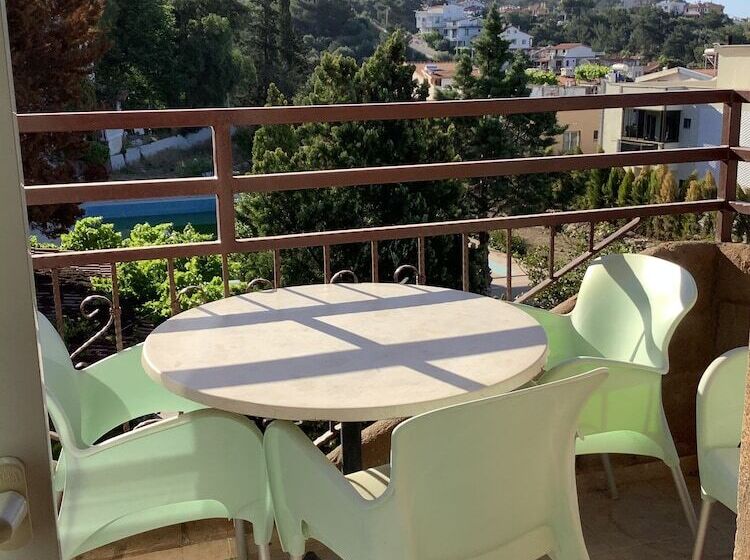 Babylon Gardens Apart