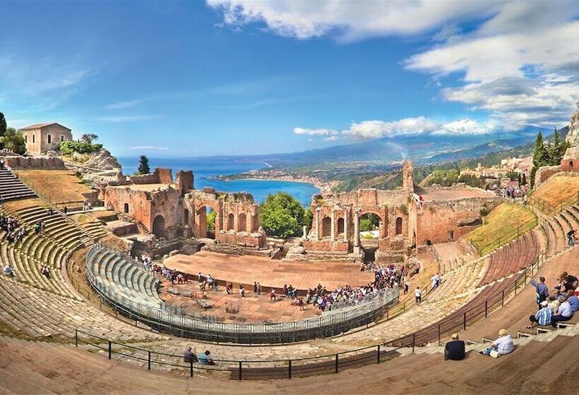 مبيت وإفطار New Naxos Village