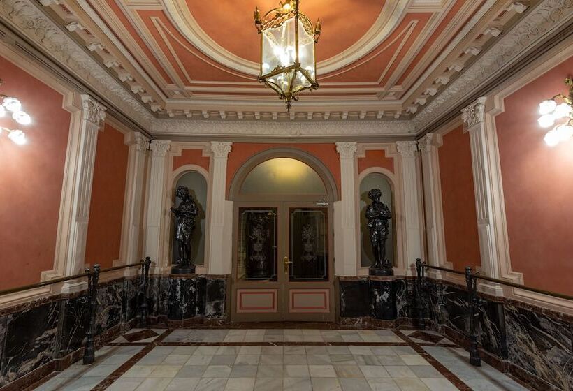 تختخواب و صبحانه Casual Blue