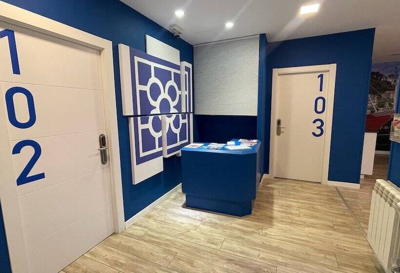 تختخواب و صبحانه Casual Blue