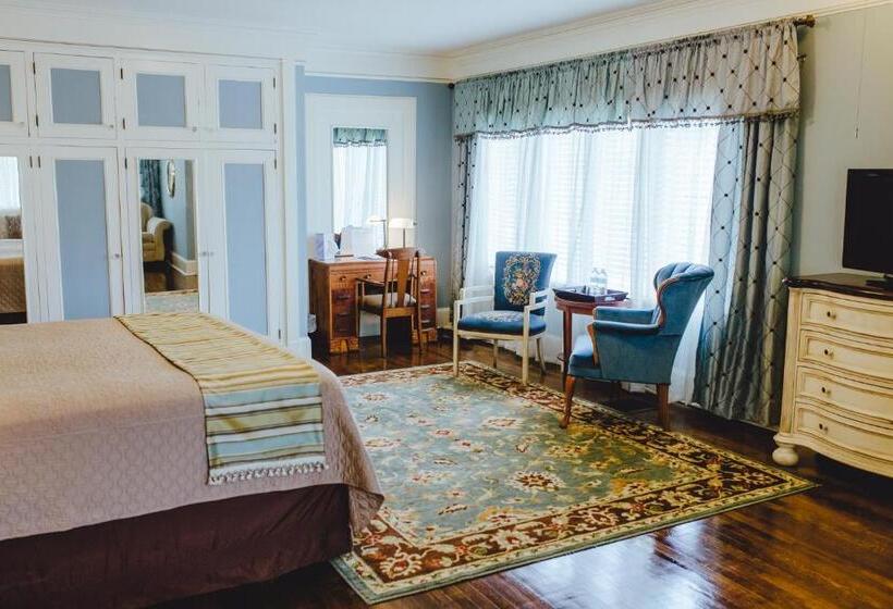 مبيت وإفطار Leonard At Logan House