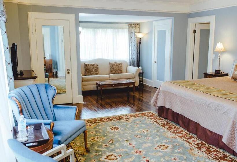 مبيت وإفطار Leonard At Logan House