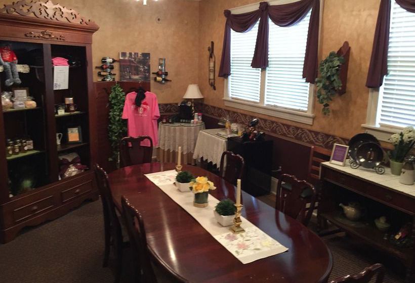 צימר The Collins House Inn