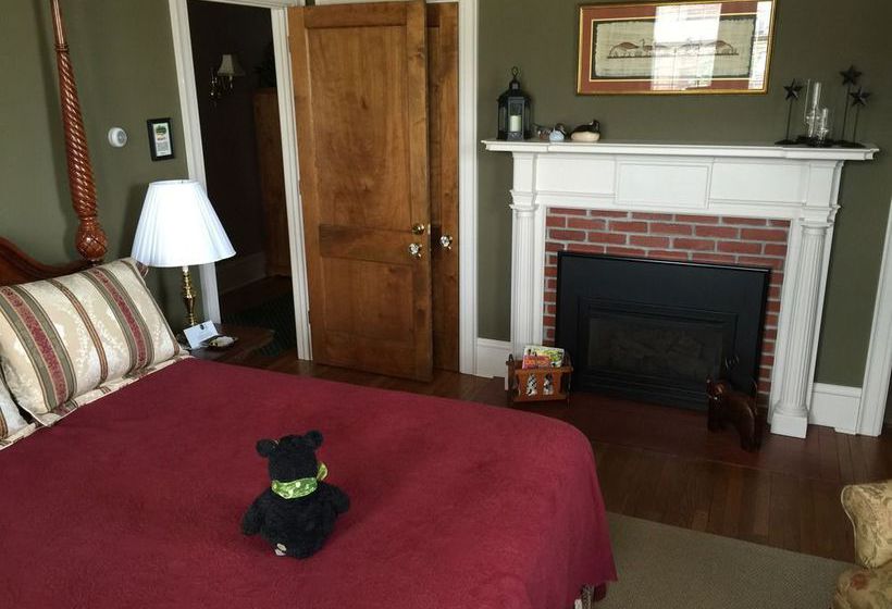 צימר The Collins House Inn