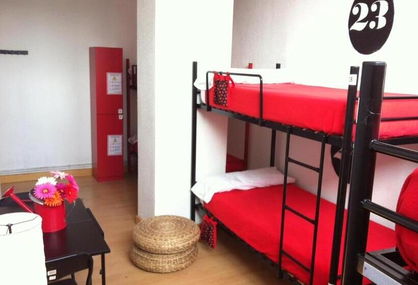 Bilbao Akelarre Hostel