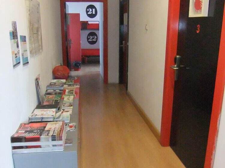 Bilbao Akelarre Hostel