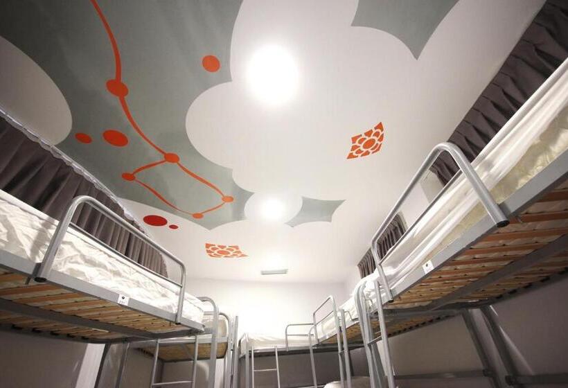 Botxo Gallery   Hostel