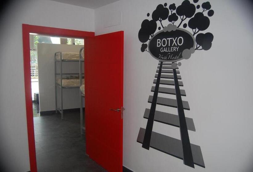 Botxo Gallery   Hostel