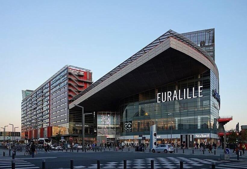 Calm Appart  & Hostel