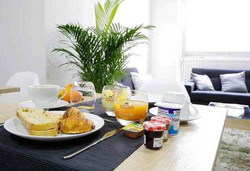 Calm Appart  & Hostel