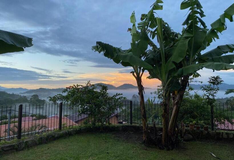 Casa Amanecer Bed & Breakfast