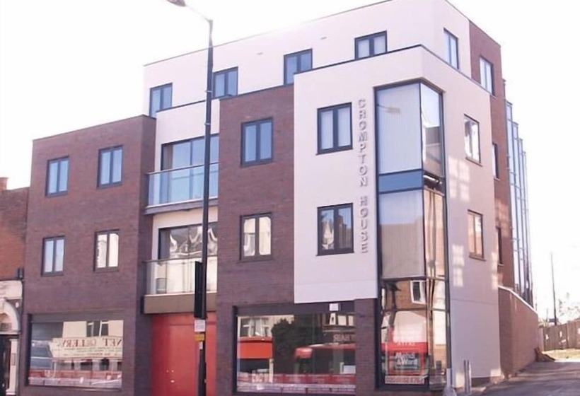 Crompton House Apartments