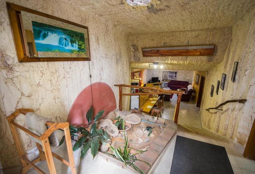 Down To Erth Bed And Breakfast