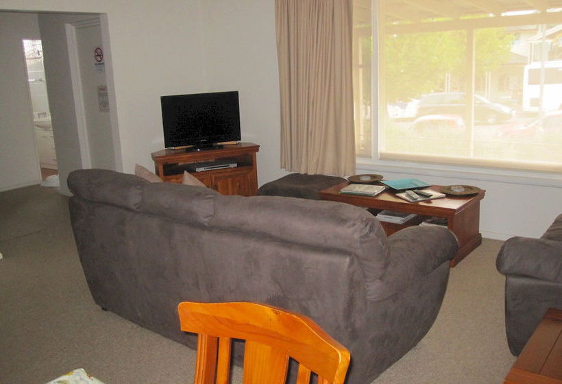 Echo Point Holiday Village