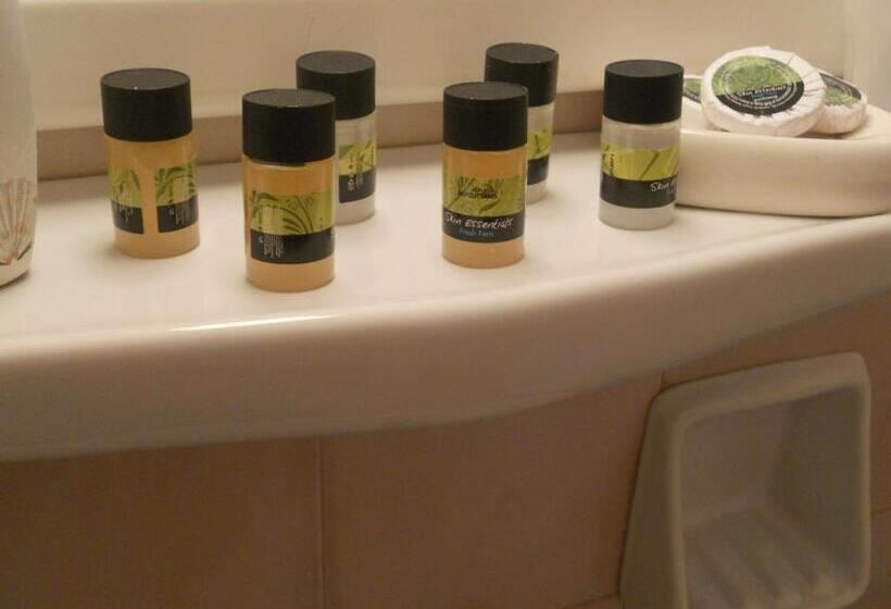 Elli Marina Studios And Apartments