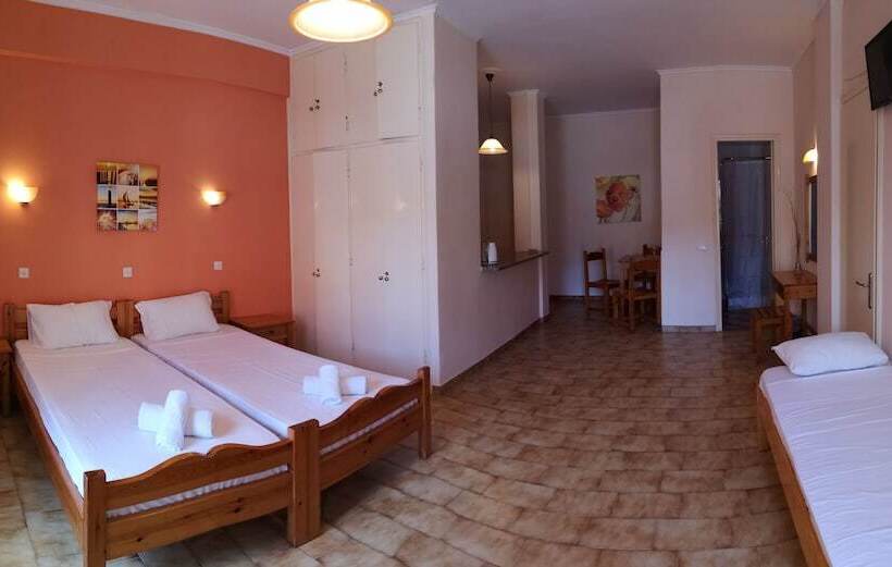 Elli Marina Studios And Apartments