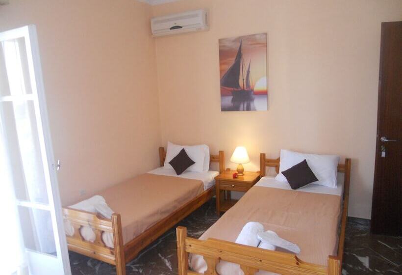 Elli Marina Studios And Apartments