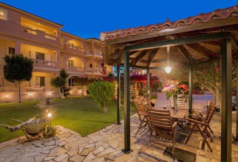 Filoxenia Luxury Studios & Apartments