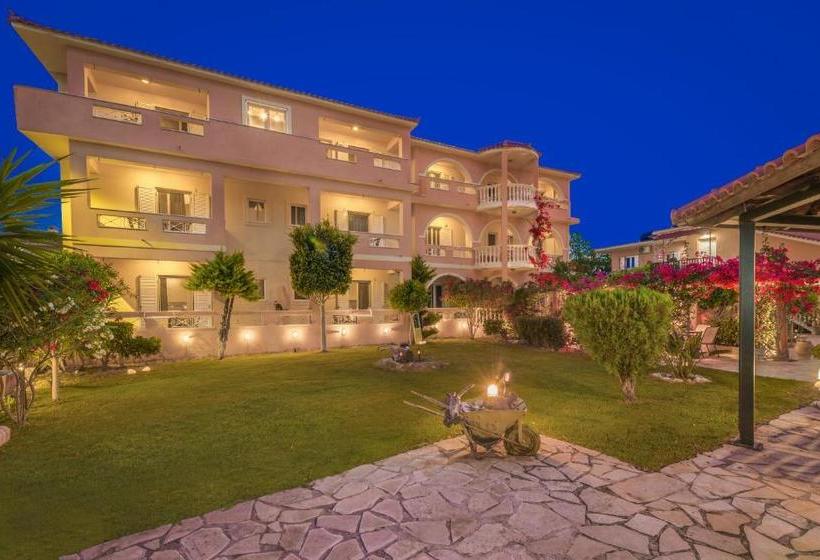 Filoxenia Luxury Studios & Apartments