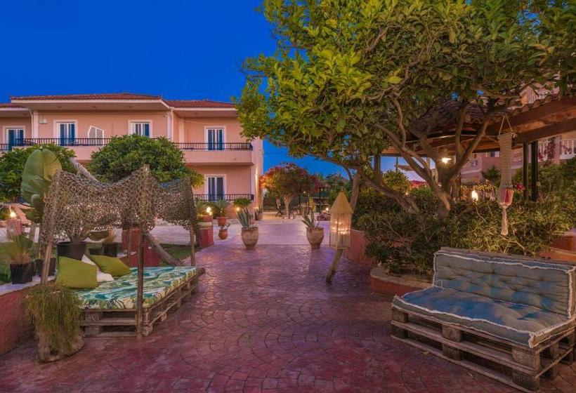 Filoxenia Luxury Studios & Apartments