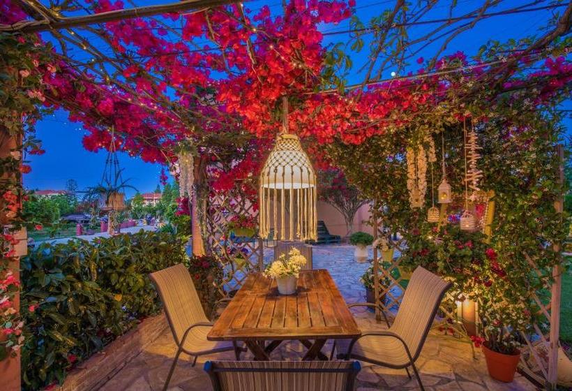 Filoxenia Luxury Studios & Apartments