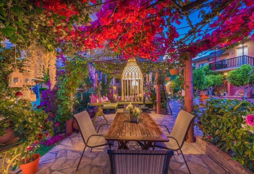 Filoxenia Luxury Studios & Apartments