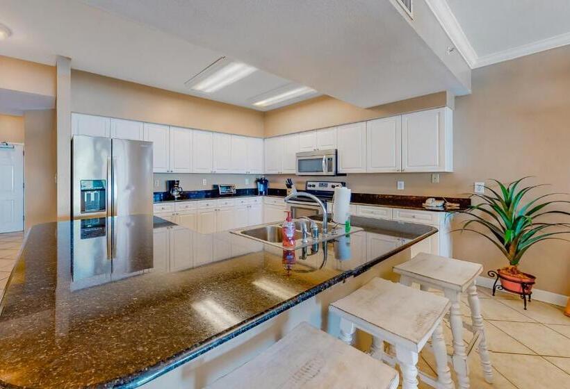 فندق Admirals Quarters 308