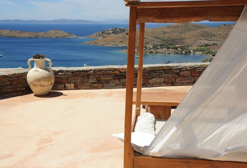 בית מלון כפרי Aigis Suites