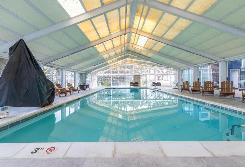 هتل Bay Club Resort