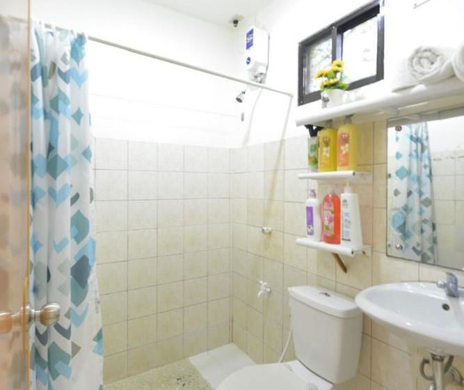 فندق The Blue Veranda Suites Boracay